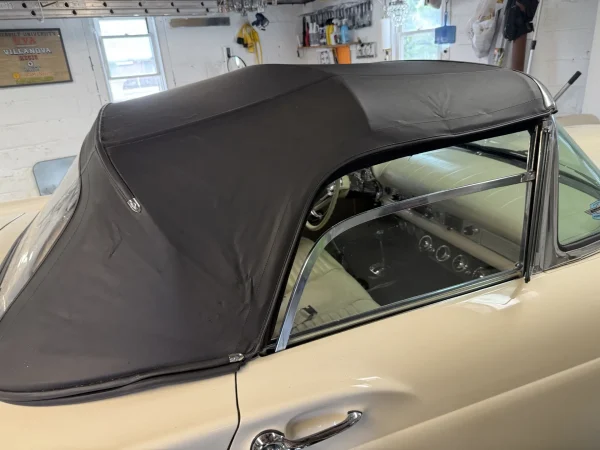 1957 Ford Thunderbird 2-door convertible - Image 10