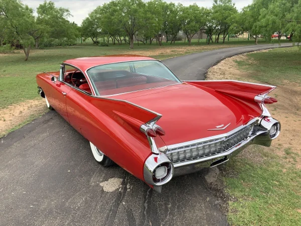 1959 Cadillac 62 Red - Image 4