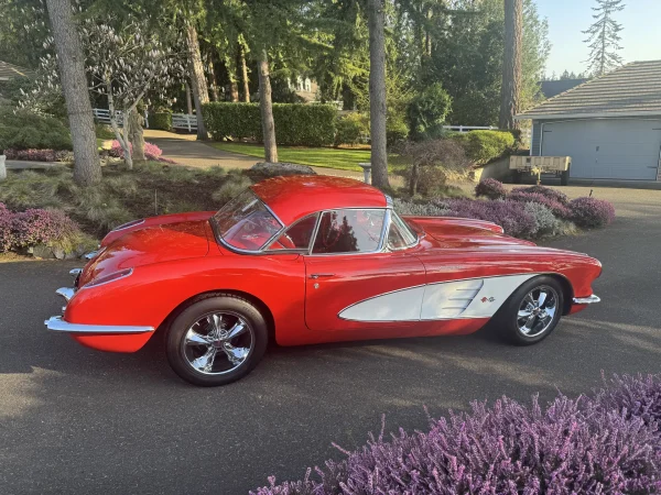 1959 Chevrolet Corvette Convertible With a Ramjet 283 V8 - Image 11