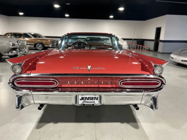 1959 Pontiac Bonneville - Image 16