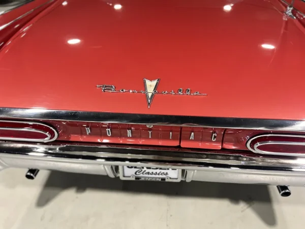 1959 Pontiac Bonneville - Image 18