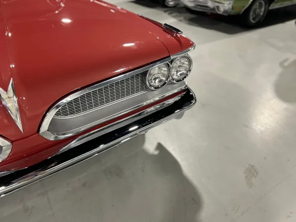 1959 Pontiac Bonneville - Image 29