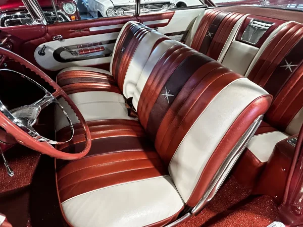 1959 Pontiac Bonneville - Image 7