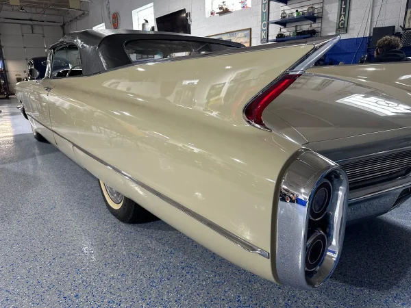 1960 Cadillac 62