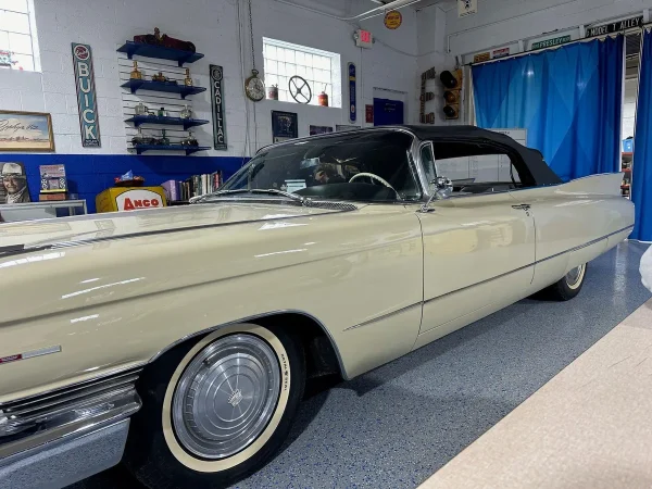 1960 Cadillac 62 - Image 30