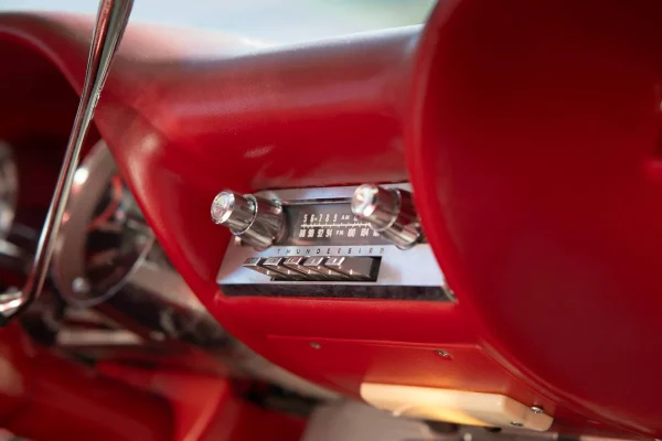1962 Ford Thunderbird Sports Roadster With the M-Code 390 V8 - Image 27