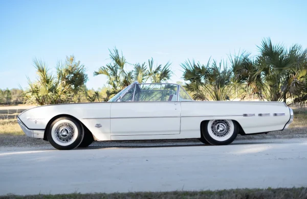 1962 Ford Thunderbird Sports Roadster With the M-Code 390 V8 - Image 5
