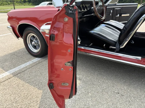 1964 Pontiac GTO Hardtop Coupe - restored award winner - Image 14