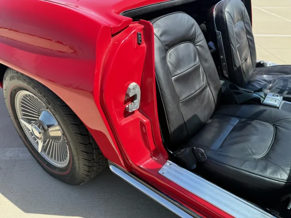 1965 Chevrolet Corvette Sting Ray Convertible With the L76 327/365 V8 - Image 27