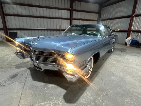 1966 Cadillac DeVille - Image 5