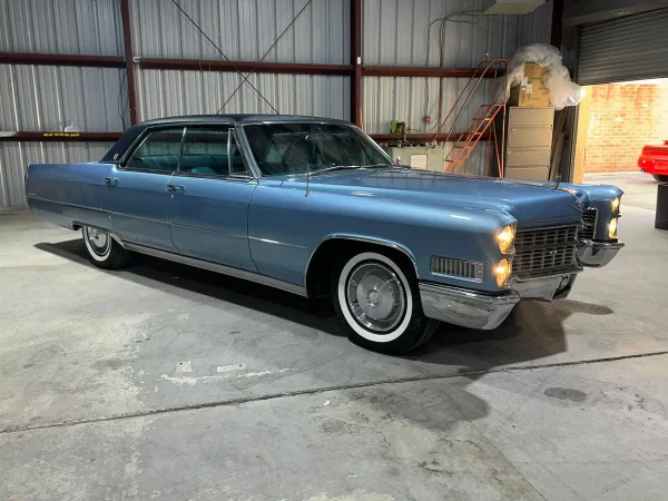 1966 Cadillac DeVille - Image 10