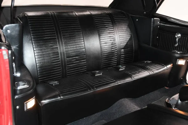 1966 Pontiac GTO Convertible with 389 ci. V8 and Tri-Power setup - Image 17