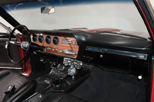 1966 Pontiac GTO Convertible with 389 ci. V8 and Tri-Power setup - Image 19