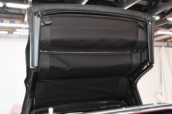1966 Pontiac GTO Convertible with 389 ci. V8 and Tri-Power setup - Image 27