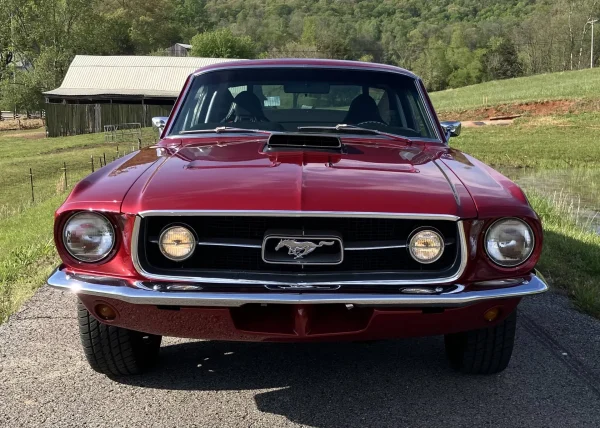 1967 Ford Mustang Fastback Restomod * rotisserie, bead blasted, modified and professional refinished with less than 2K on rebuilt 390 FE V8 - Image 8
