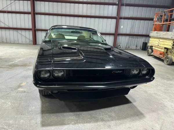 1970 Dodge Challenger - Image 11