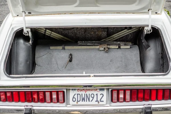 1973 Dodge Charger - Image 32