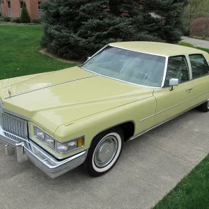 1975 Cadillac Fleetwood Brougham