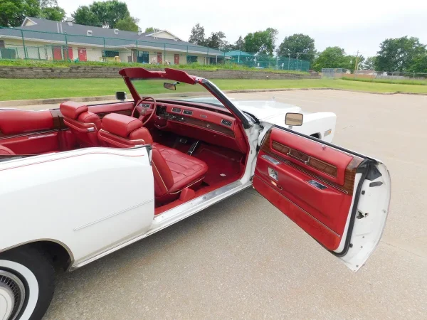 1976 Cadillac Eldorado - Image 20