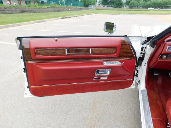 1976 Cadillac Eldorado - Image 31