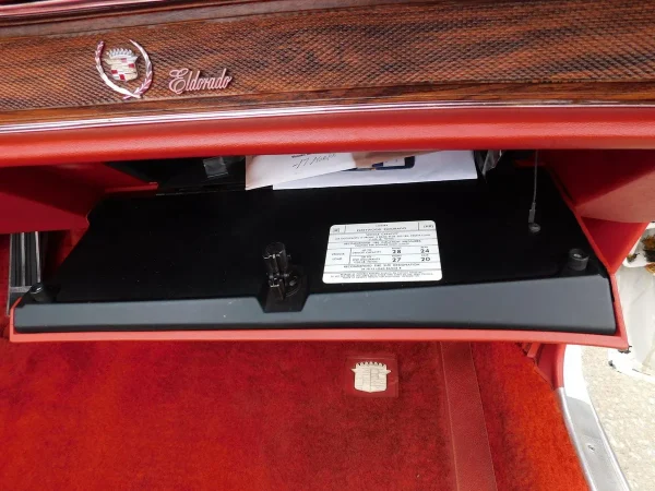 1976 Cadillac Eldorado - Image 38