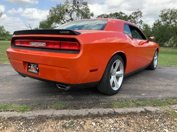 2008 Dodge Challenger SRT8 - Image 31