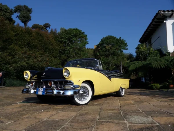 Restored 1956 Ford Fairlane Sunliner Convertible - Image 3