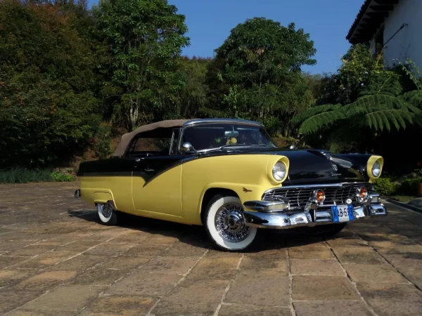 Restored 1956 Ford Fairlane Sunliner Convertible - Image 15