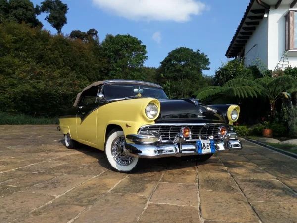 Restored 1956 Ford Fairlane Sunliner Convertible - Image 4