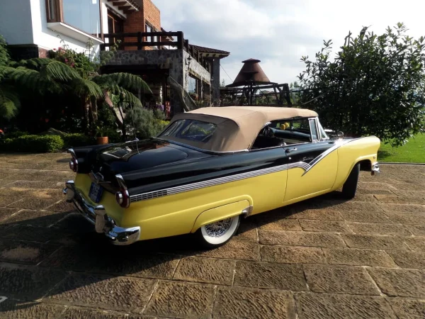 Restored 1956 Ford Fairlane Sunliner Convertible - Image 7